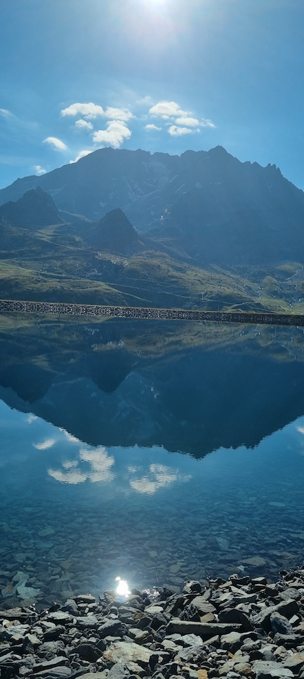 Visuel miroir sur le Glacier de Peclet à Val Thorens