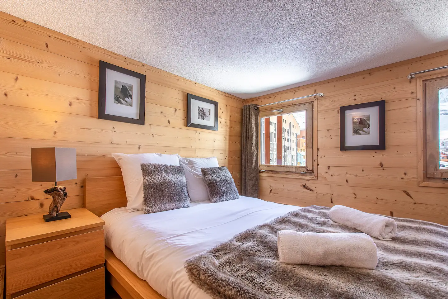 location-Valthorens-chambre-double-avec-vue-2-681