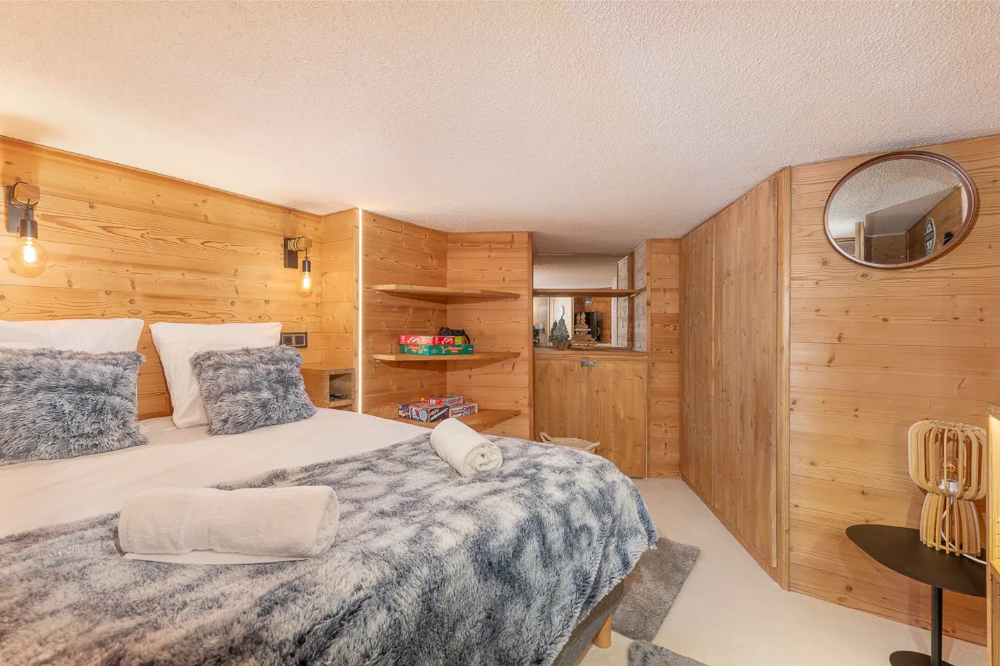 location-Valthorens-chambre-double-sans-vue-2-570