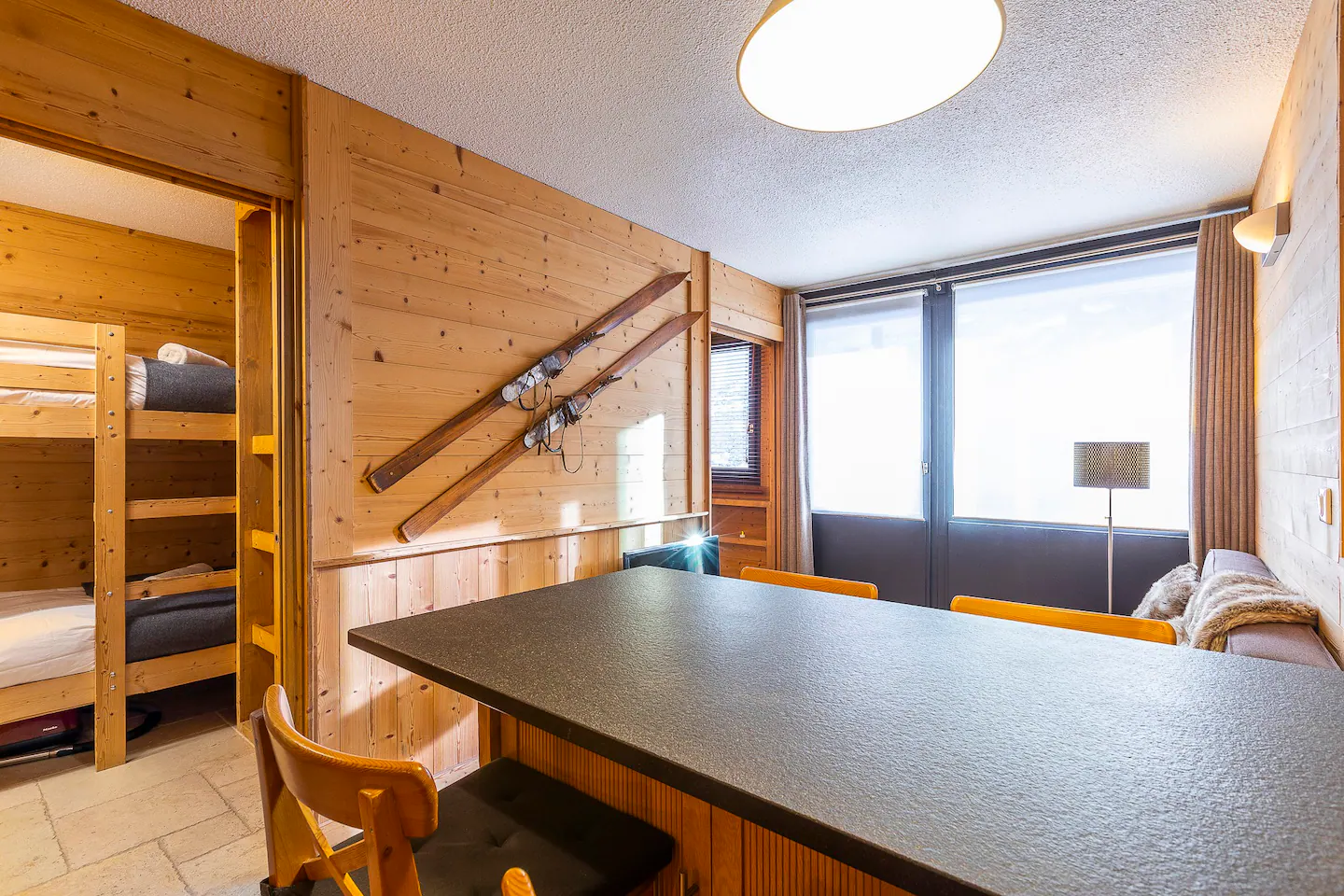 location-Valthorens-salon-2-315