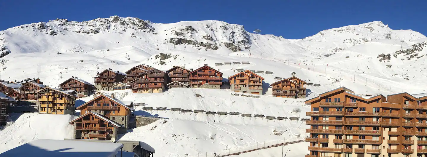 location-Valthorens-vue-du-salon-sur-montagne-3-566